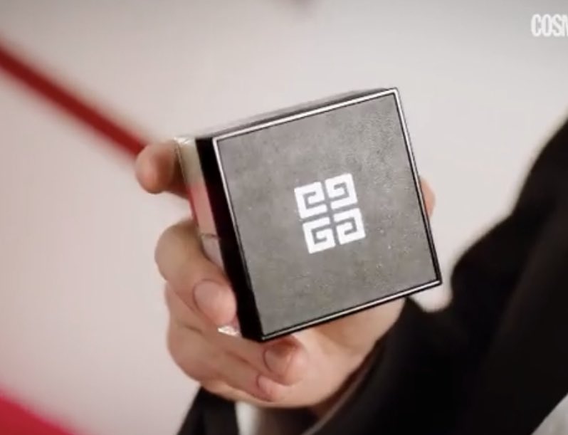 강다니엘 손 처돌이.. 죽어요 | 인스티즈