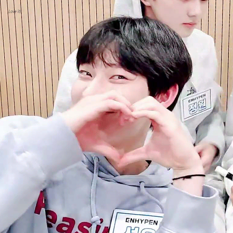 아니 얘가 어떻게 브이앱 두번째 하는 아이인가요 (엔하이픈 선우 | 인스티즈