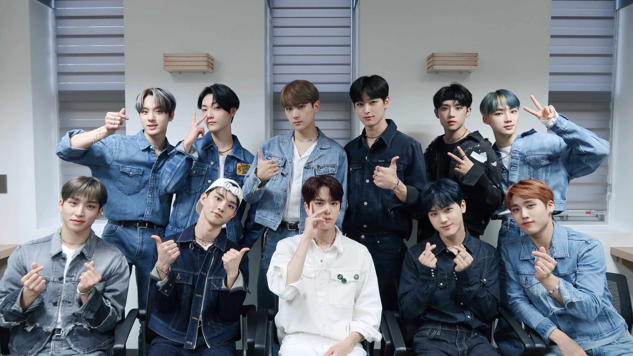 더보이즈 왼쪽 위 부터 누군지 알려줄 뽀 있나요ㅠㅠ | 인스티즈