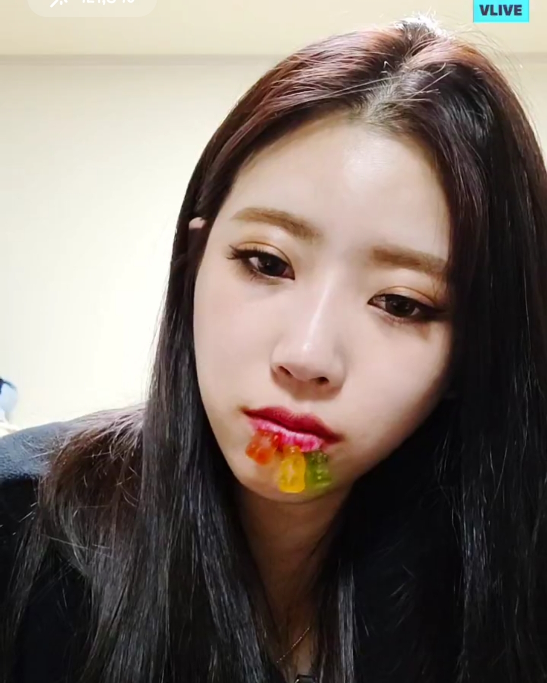 이미주 젤리 왜 이렇게 먹는지 아시는 분..???ㄱㄲㄱㅋㅋㅋㅋㅋㅋㅋㅋㅋㅋㅋ | 인스티즈