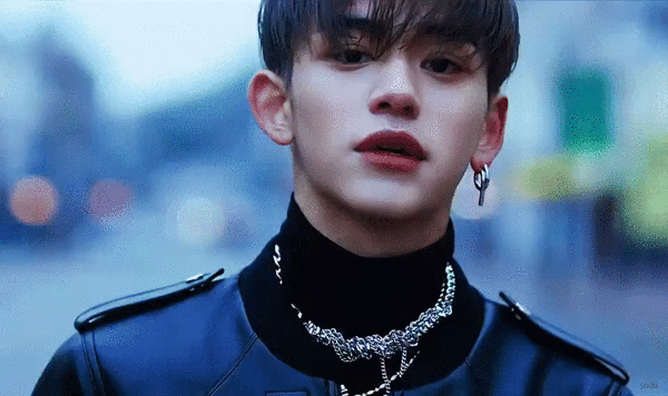 내기준 하이틴 키치 그런거말고 홍콩 느와르 찰떡이라고 생각하는 남돌 | 인스티즈