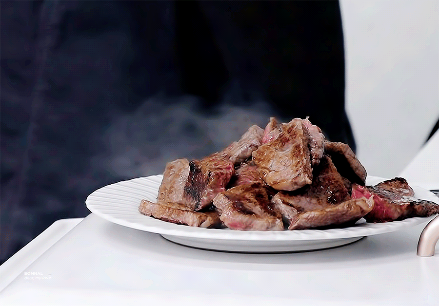 아니 탄들 음식 짤만 고화질인거 너무 웃겨ㅋㅋㅋㅋㅋㅋㅋㅋㅋㅋ | 인스티즈