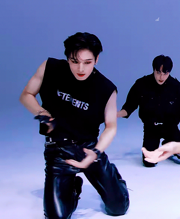 이번활동 더보이즈 주연 포인트 안무만 골라봄 | 인스티즈