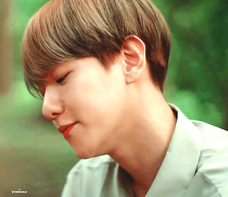 백현이 움짤 떴다 ㅠㅠ | 인스티즈