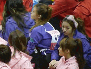 아 혜리 자기보다 어린 에이핑크 동생들한테 언니미 넘치는거 진짜 귀엽닼ㅋㅋㅋㅋㅋㅋㅋㅋㅋ | 인스티즈