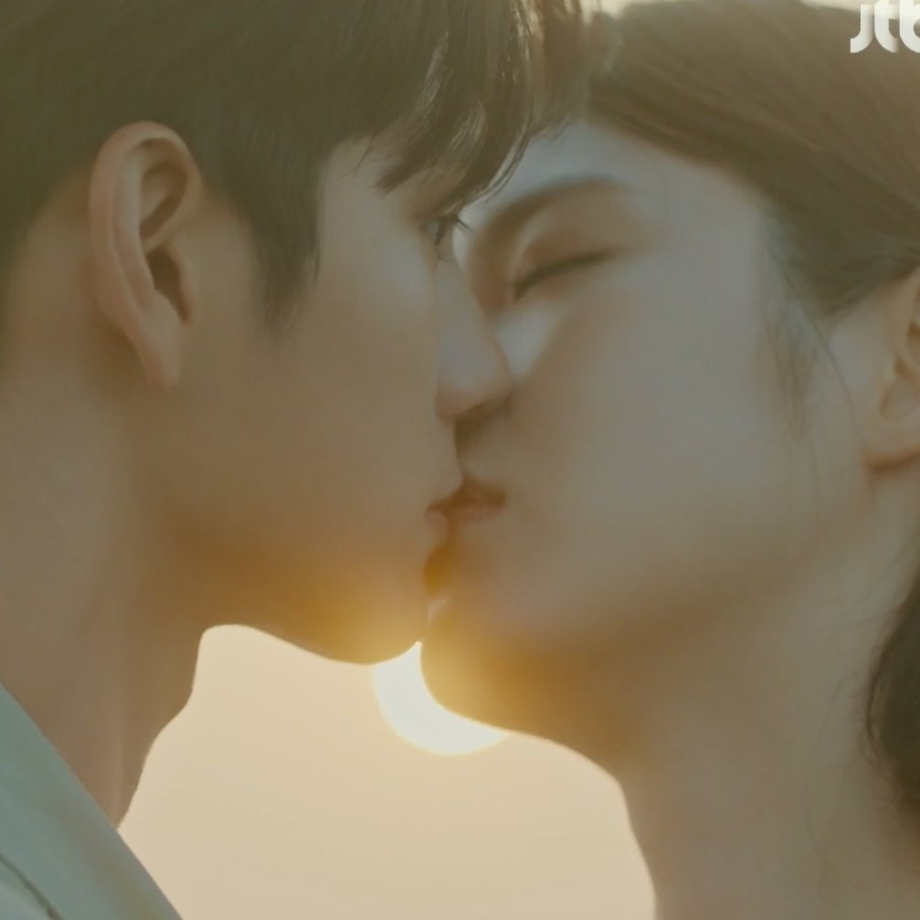 경우의수 태양을삼켜버린채 뽀갈..... | 인스티즈