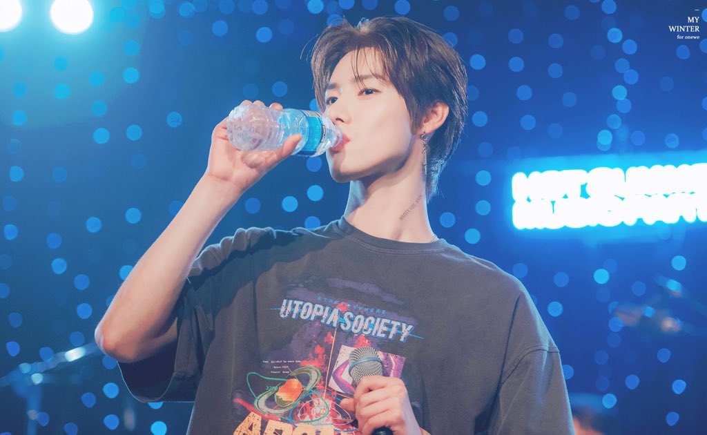 키크고 잘생긴 메보 진짜 딱 우리애인데 사람들이 많이 모름... | 인스티즈