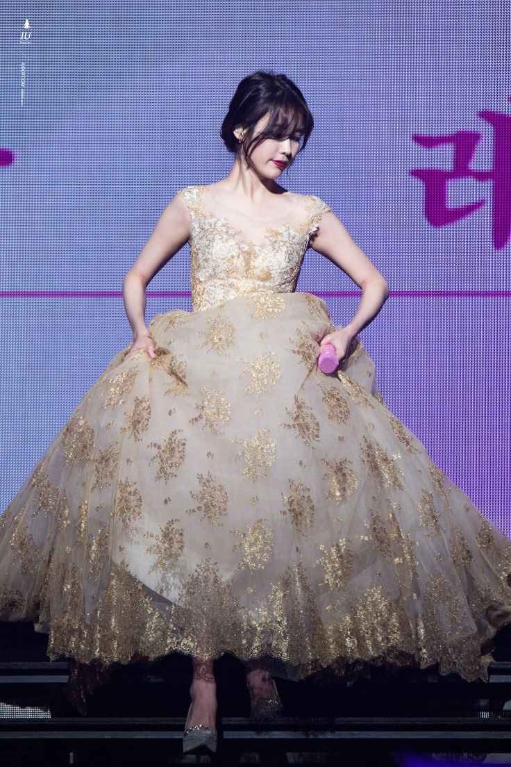 와 아이유 이때 언제야 너무 예뻐 당장 알려줄사람❓❓❓ | 인스티즈