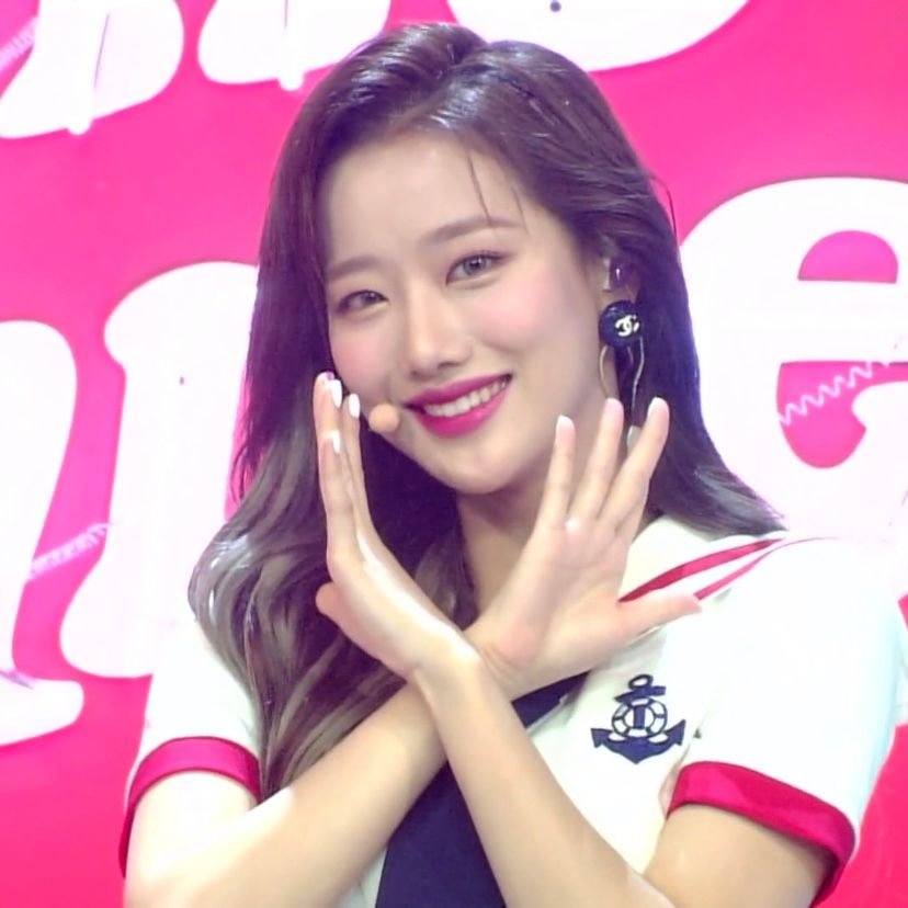 이나은 렌즈 아는 사람?? | 인스티즈