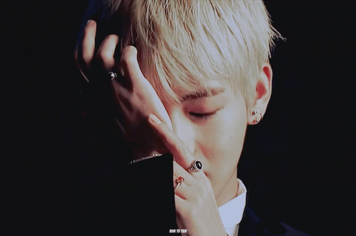 모두가 인정할거 같은 사람 홀리는 외모가진 남돌 두명 | 인스티즈