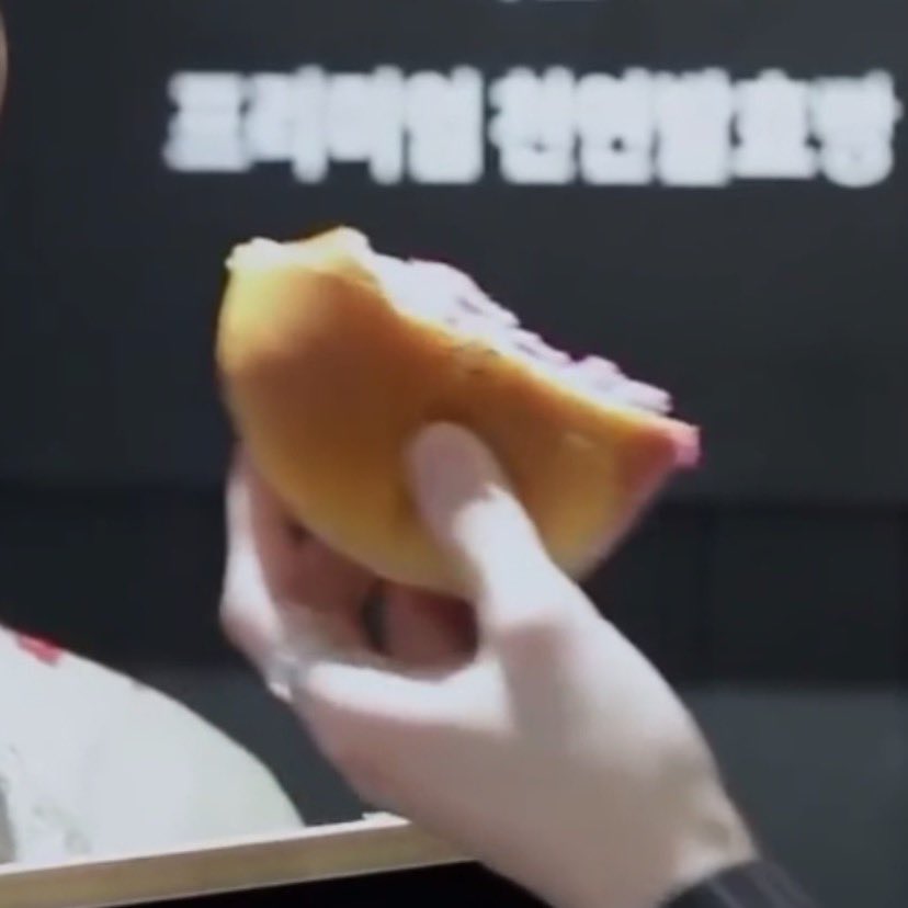 이렇게 생긴 애들은 한입이 뭐 다 이래 | 인스티즈