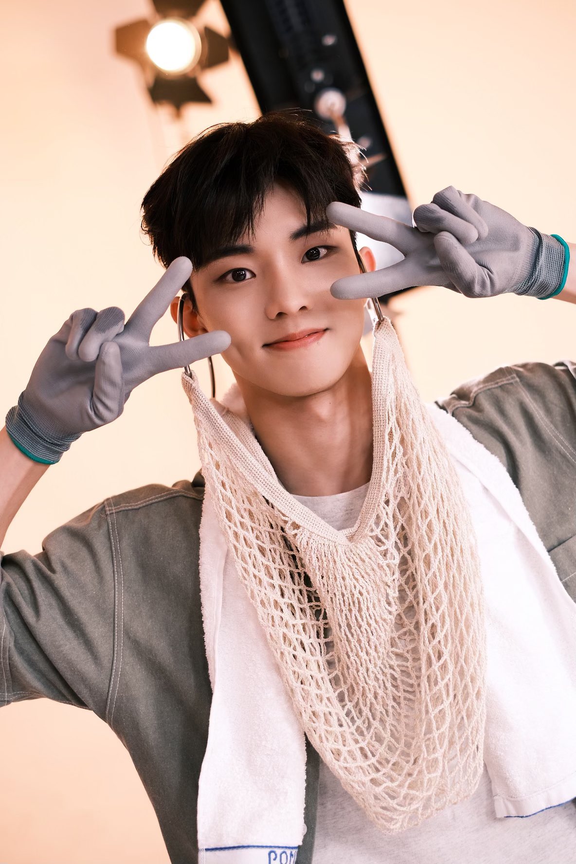 팬이 생일선물로 준 카메라로 찍은 멤버들.. 진심 당장 사진전 열어도 될 듯 | 인스티즈