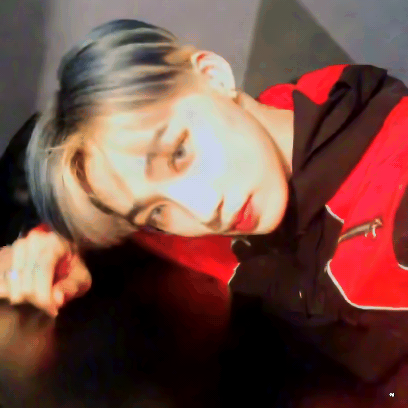 최차니 이거 브이앱중임..ㅜ화보촬영아님..ㅜ | 인스티즈