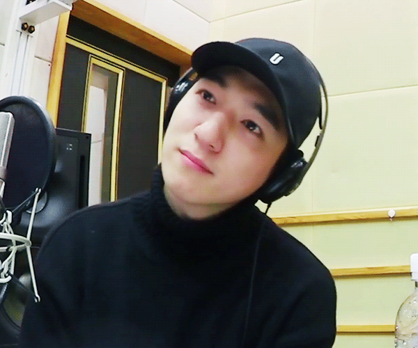 데이식스 성진 팬들이 보낸 댓글 보는 눈빛ㅠㅠㅠㅠㅠㅠ | 인스티즈