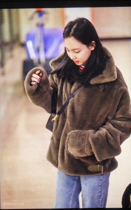 가을을 맞이해 영혼까지 긁어 모아본 나연 사복 ((스압주의)) | 인스티즈