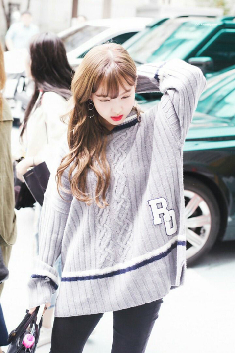 가을을 맞이해 영혼까지 긁어 모아본 나연 사복 ((스압주의)) | 인스티즈