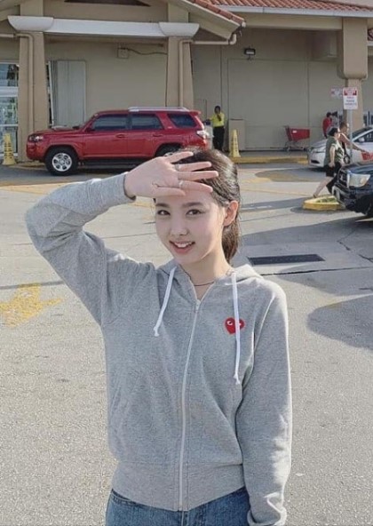 가을을 맞이해 영혼까지 긁어 모아본 나연 사복 ((스압주의)) | 인스티즈