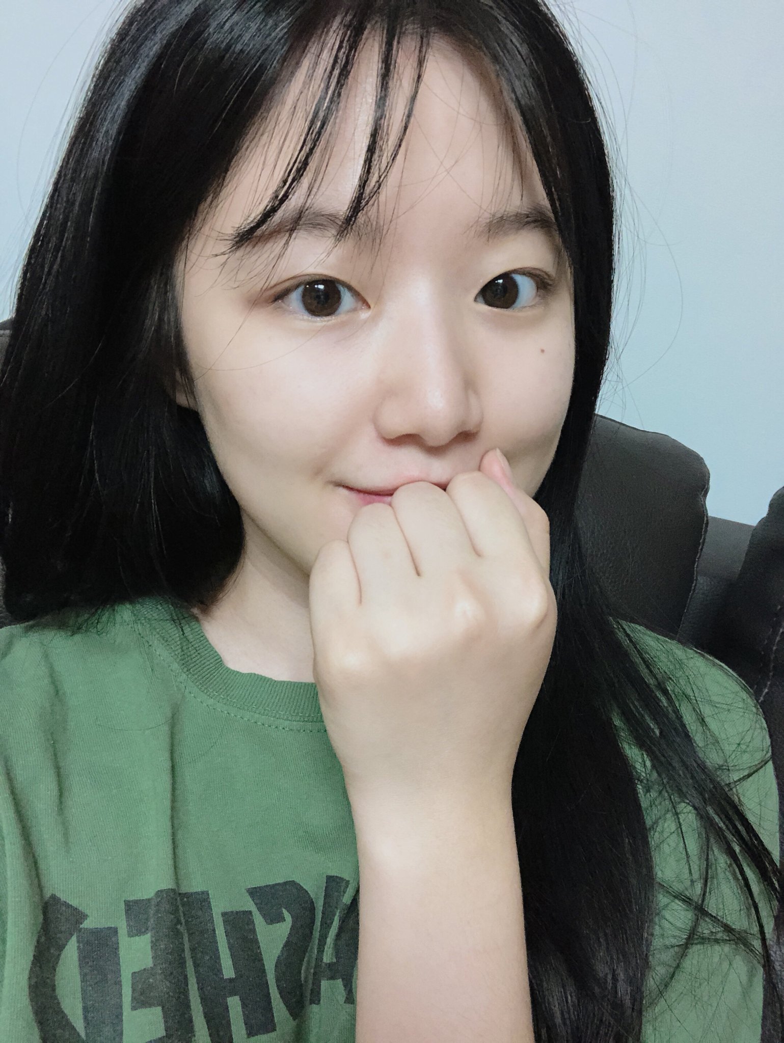 아이들 슈화 어릴때랑 똑같은거봐 | 인스티즈