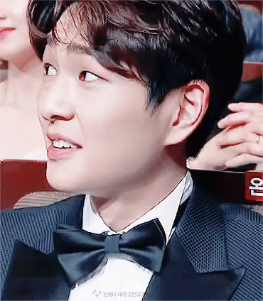 [잡담] 내가 폰에 갖고 있는 남자 연예인 사진 보고 친구들이 소나무래 그 정도야? | 인스티즈