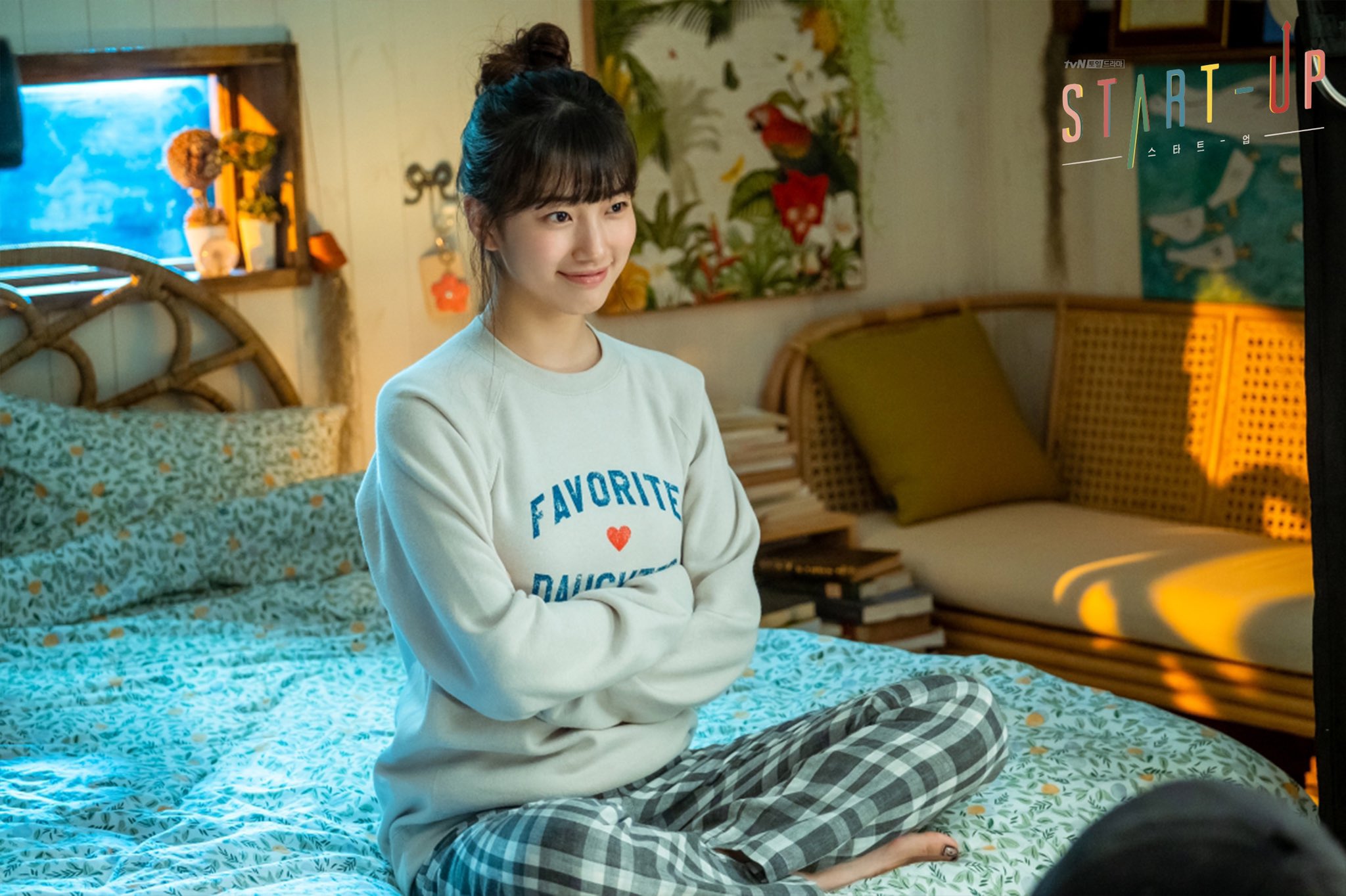 수지 남주혁 김선호 강한나 스타트업 티저 촬영 비하인드 사진! | 인스티즈