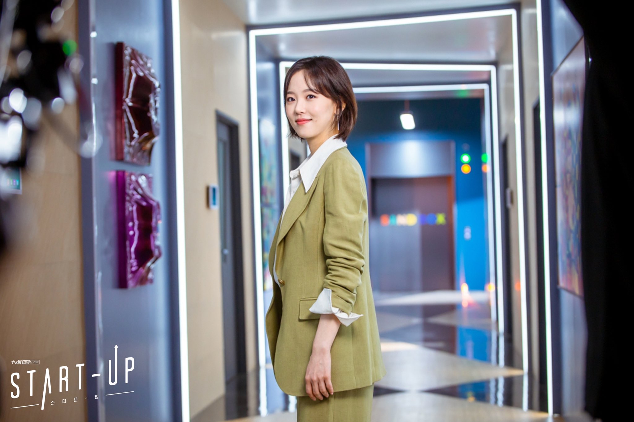 수지 남주혁 김선호 강한나 스타트업 티저 촬영 비하인드 사진! | 인스티즈
