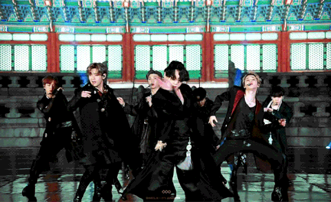 [잡담] 방탄 내가 본 아이돌 중 무대 로케이션 제일 잘 뽑음 | 인스티즈