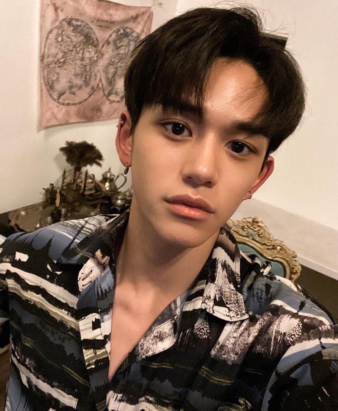 루카스 너무 잘생겼어... | 인스티즈