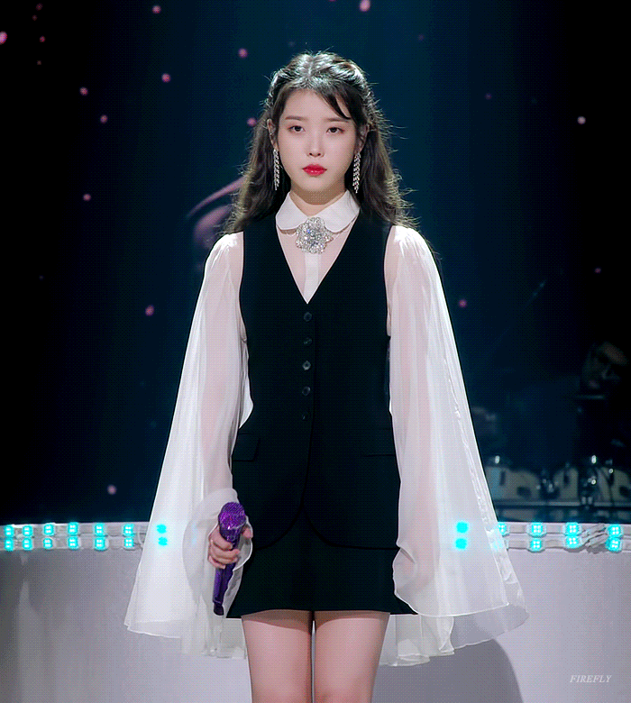 아이유 이 옷 정보 아는서람ㅠㅠㅠ | 인스티즈