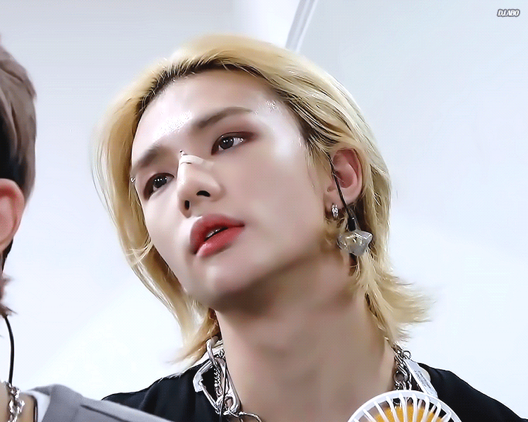 아 진짜 잘생긴 내새끼 얼굴자랑이나 해야지.. | 인스티즈