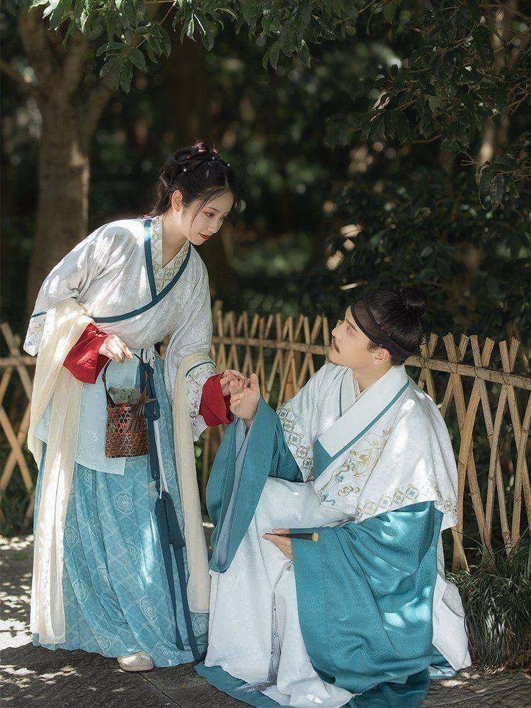 ??? : 한국인에게 명나라 한복을 추천하지 마세요 | 인스티즈