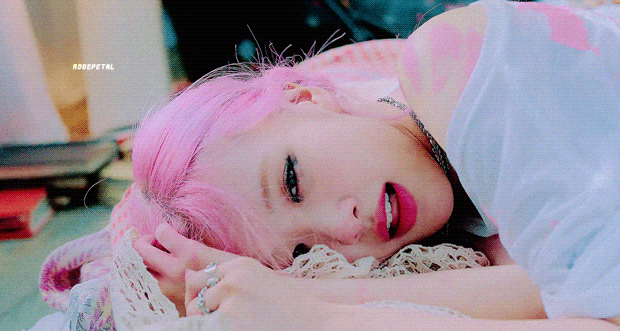 와씨 블핑 뮤비 치여서 짤 엄청 모아옴 너무 예뻐 | 인스티즈