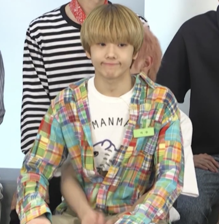 멤버형들만 해도 22명인 NCT 막내 지성이의 삶 간접체험 | 인스티즈