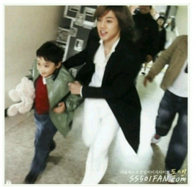 ss501 아는 사람들은 아는 tmi ss501이 나왔던 sos라는 프로의 애기는 | 인스티즈