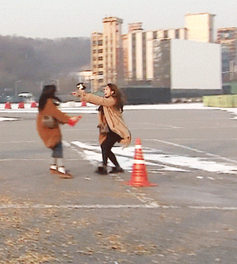 에이핑크에는 개그스쿨이 존재합니다 교장은 누가봐도 윤보미구요.. | 인스티즈