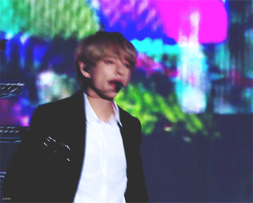 오늘 다마무대보고 다시보는 그때 방탄 뷔 에어껌ㅋㅋ | 인스티즈