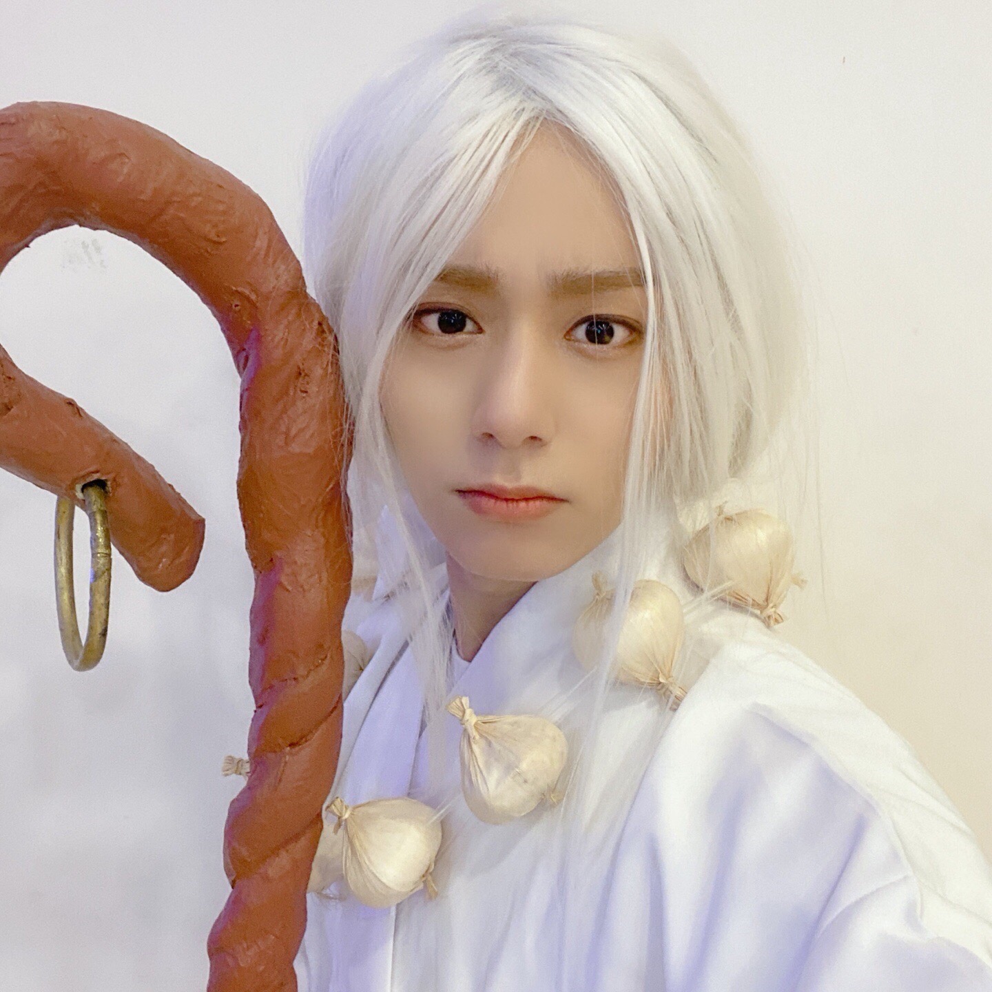 여환웅 지팡이 킬바사 소세지같이 생겼지 않아???? | 인스티즈