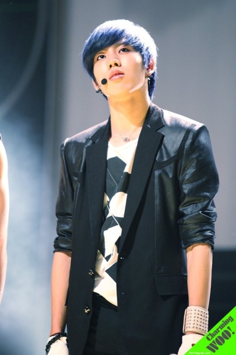 인피니트들아 동우 파란머리 리즈 기억나지? | 인스티즈