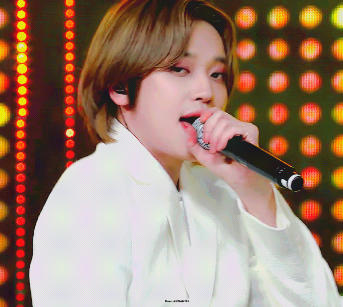 헐 어이없어 숨듣명콘에서 틴탑니엘 대따큰 목걸이 했었네 | 인스티즈