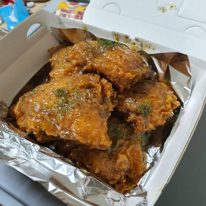 비비큐 신메뉴 광희나는메이플버터갈릭치킨 후기🍗 | 인스티즈
