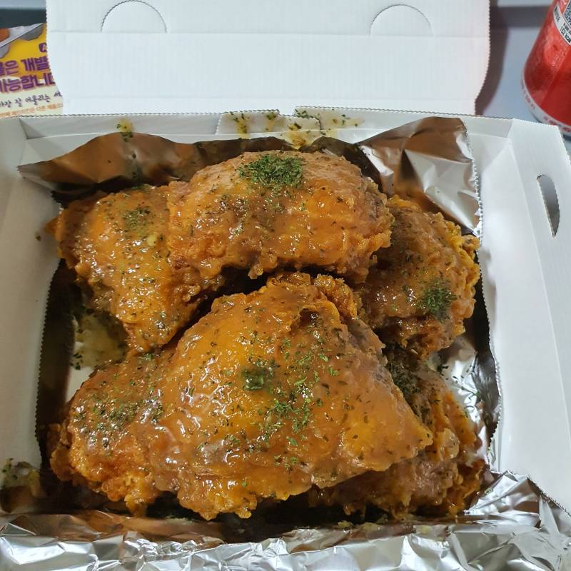 비비큐 신메뉴 광희나는메이플버터갈릭치킨 후기🍗 | 인스티즈