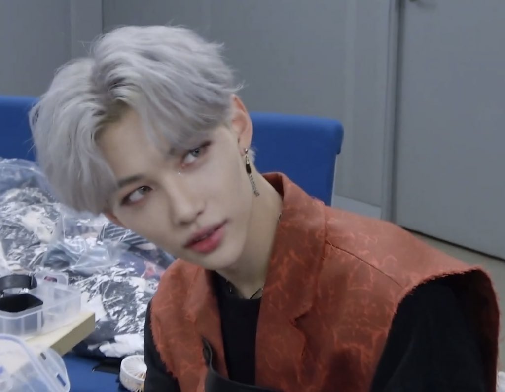 얘 진짜 묘하게 잘생겼어 | 인스티즈