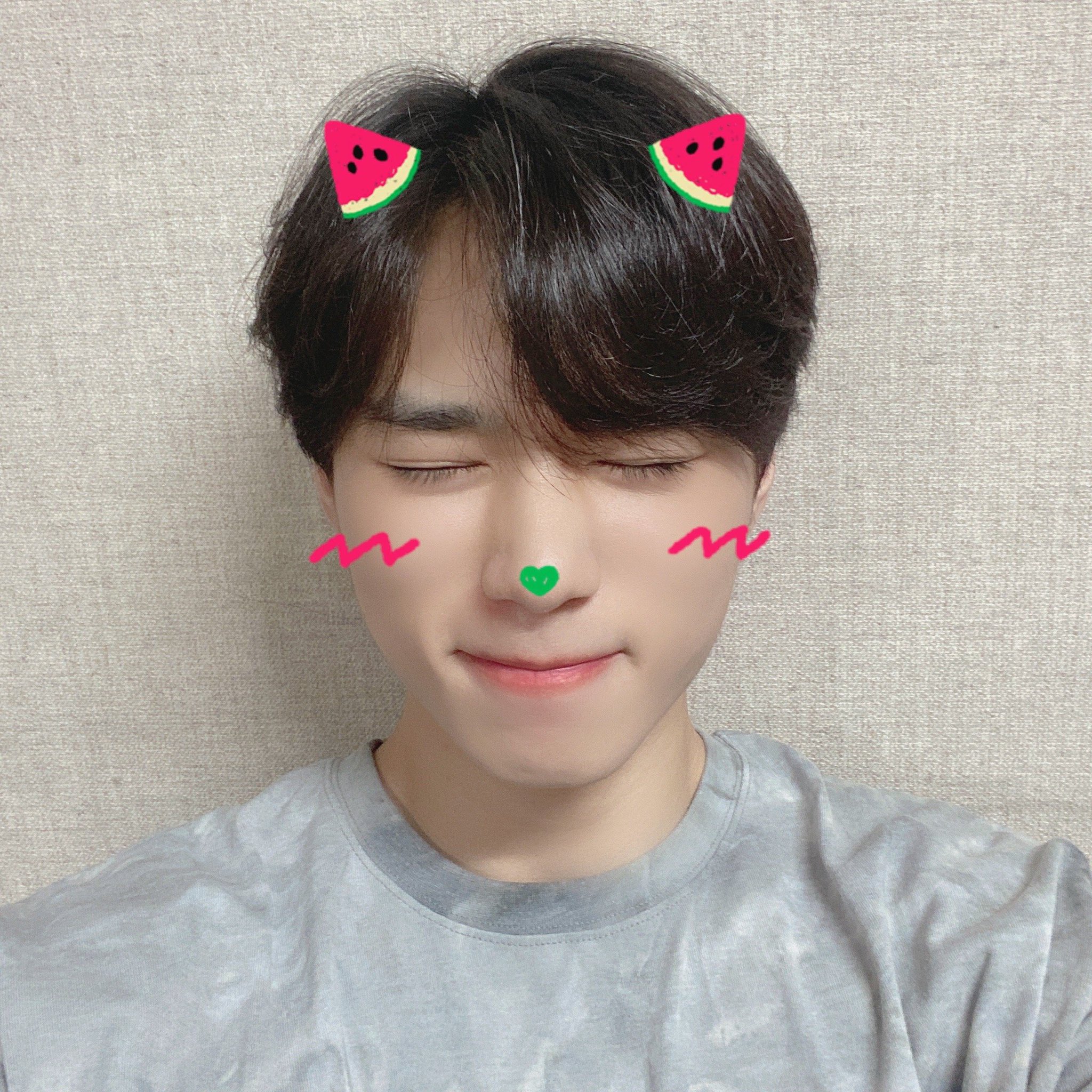 위아이 김준서 진짜 귀엽다 | 인스티즈