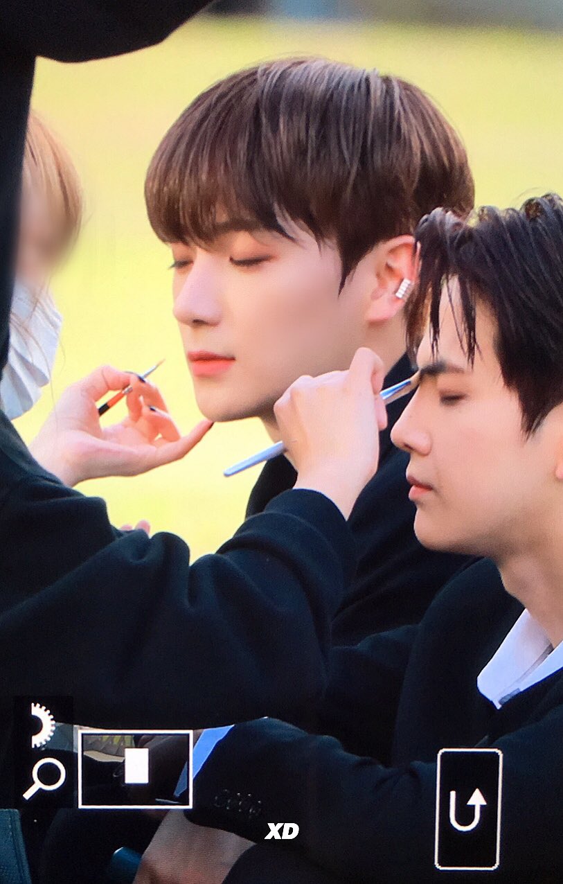 이거 조각에 덧칠하는거 같아 | 인스티즈