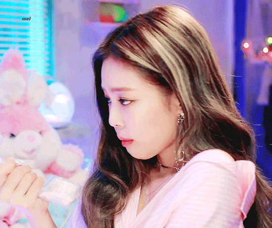 제발 좀 인스타사람들보고 제니 닮았다고 좀 안하면 좋겠다 .. | 인스티즈