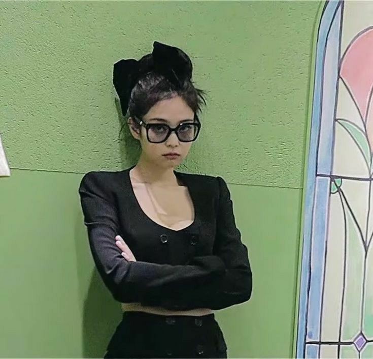 제발 좀 인스타사람들보고 제니 닮았다고 좀 안하면 좋겠다 .. | 인스티즈