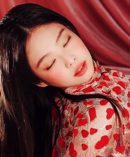 제발 좀 인스타사람들보고 제니 닮았다고 좀 안하면 좋겠다 .. | 인스티즈