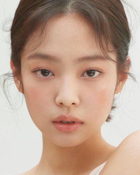 제발 좀 인스타사람들보고 제니 닮았다고 좀 안하면 좋겠다 .. | 인스티즈