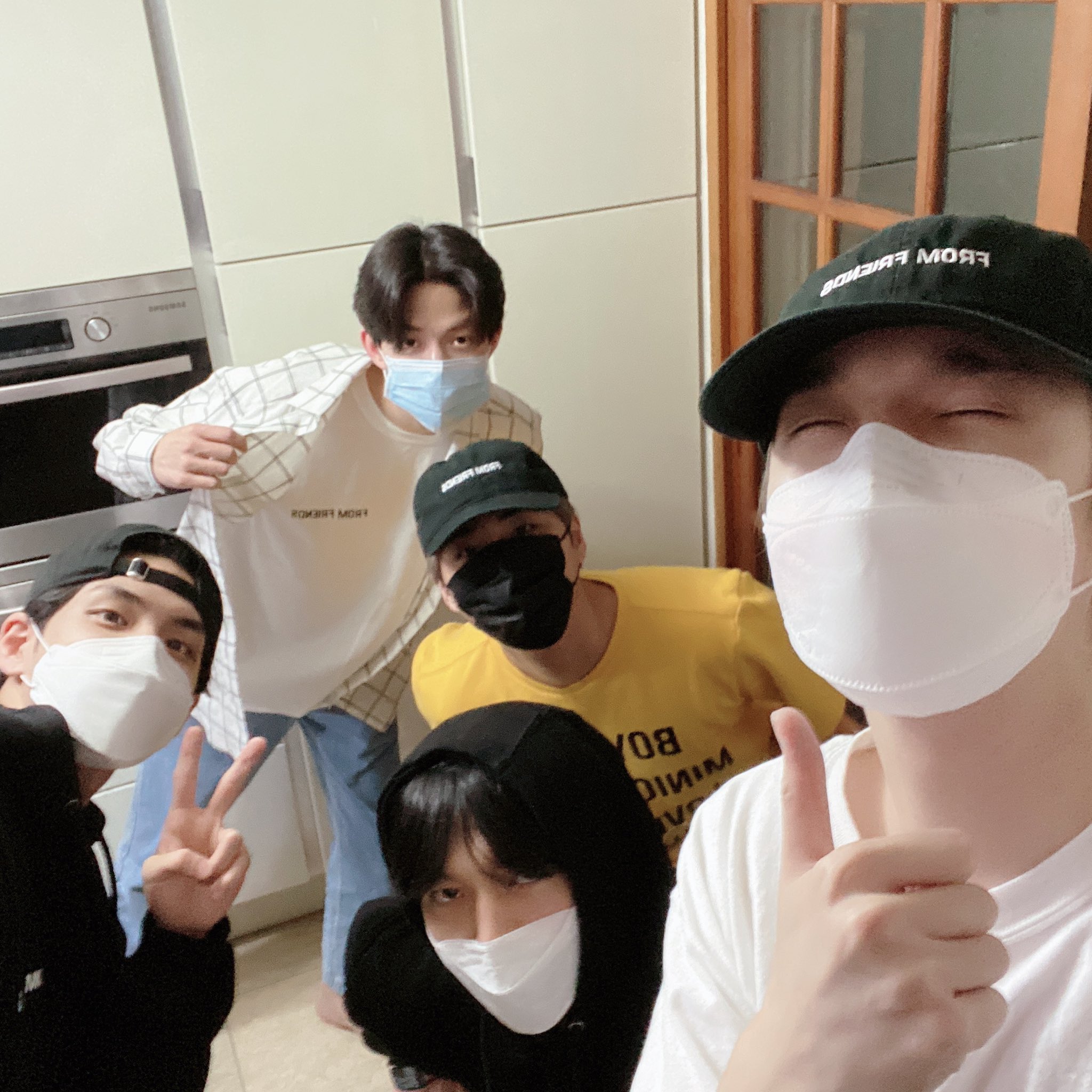 근데 데이식스한테 진짜 한마디 해야될거같아.. 나 진지해 | 인스티즈