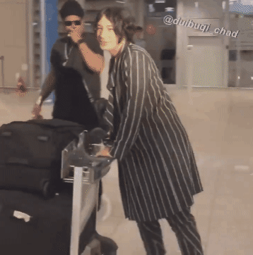 헐리웃 인간들 한국에 인사할 때 이 사람들을 모범 예시로 참고해야 됨.gif | 인스티즈