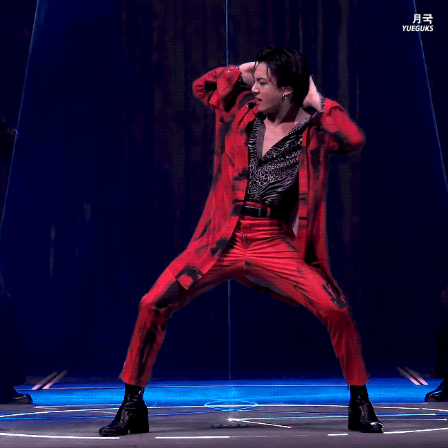 다른 그룹은 이렇게 아주 뜨거운 의상을 많이 입어왔구나... | 인스티즈